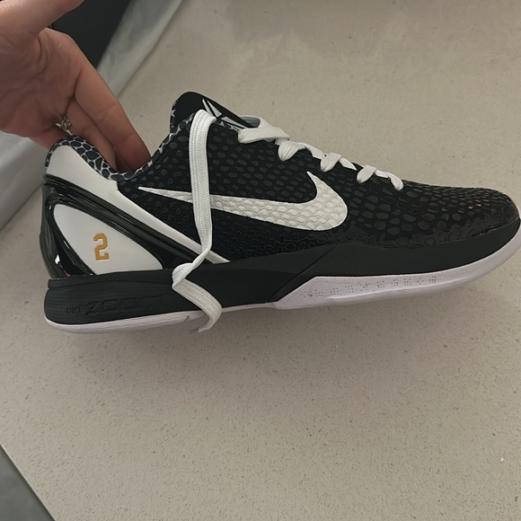 Nike Kobe VI Black and White Sneakers - Picture 8 of 11